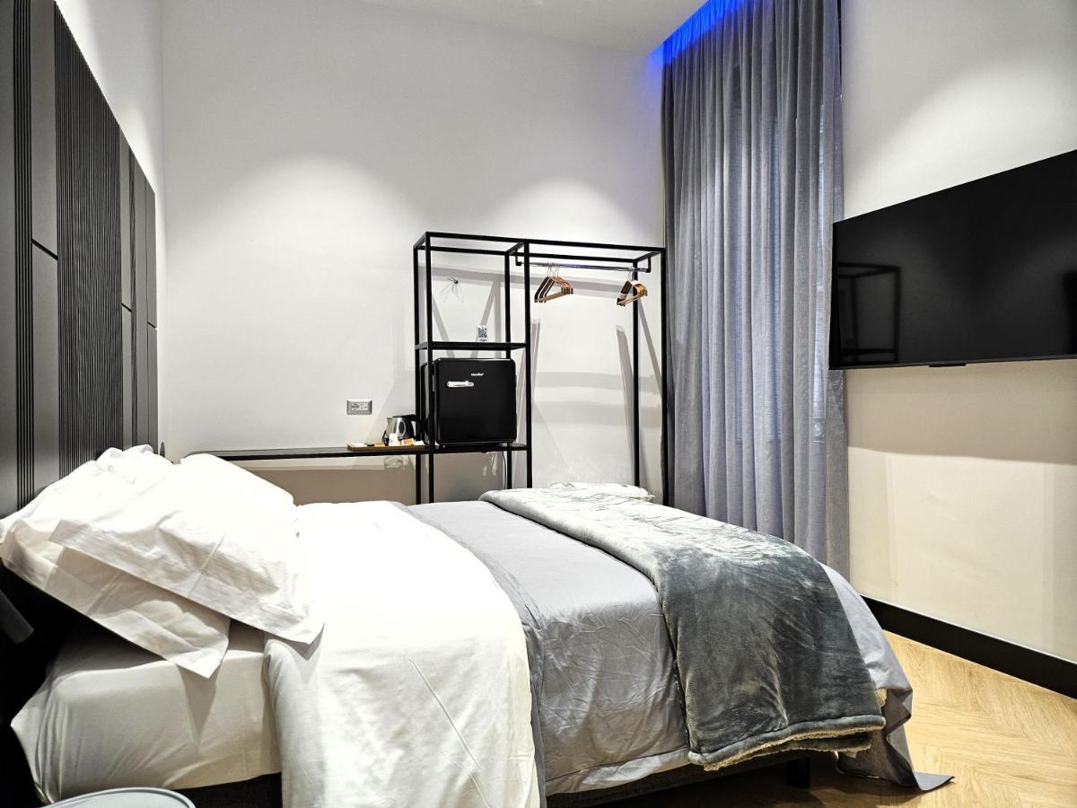 Orefici Place Naples Luaran gambar