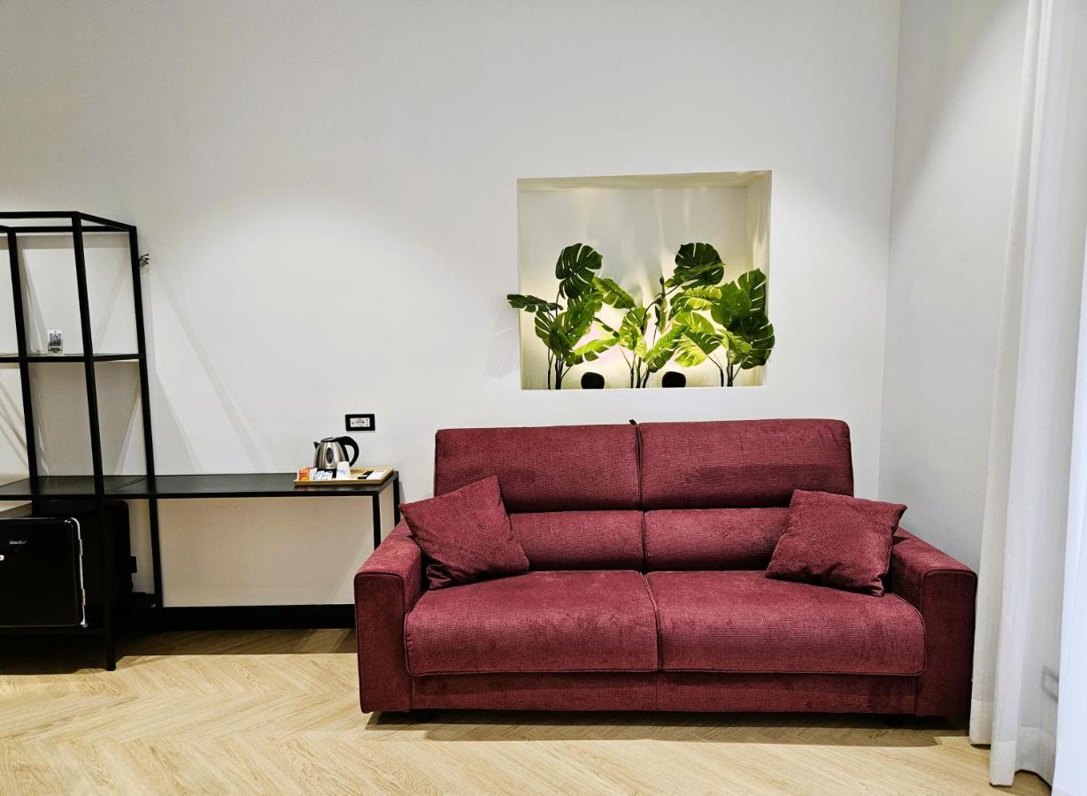 Orefici Place Naples Luaran gambar
