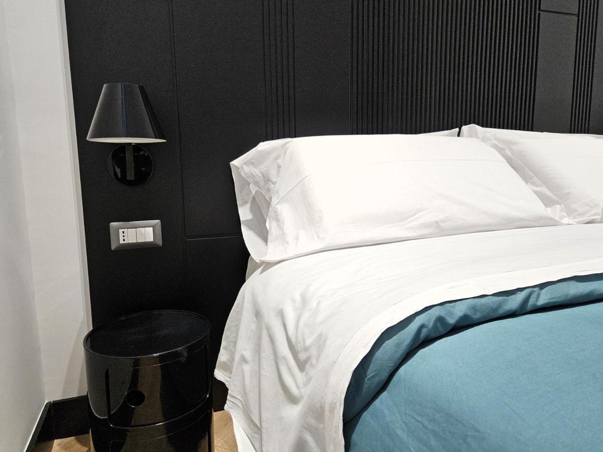 Orefici Place Naples Luaran gambar