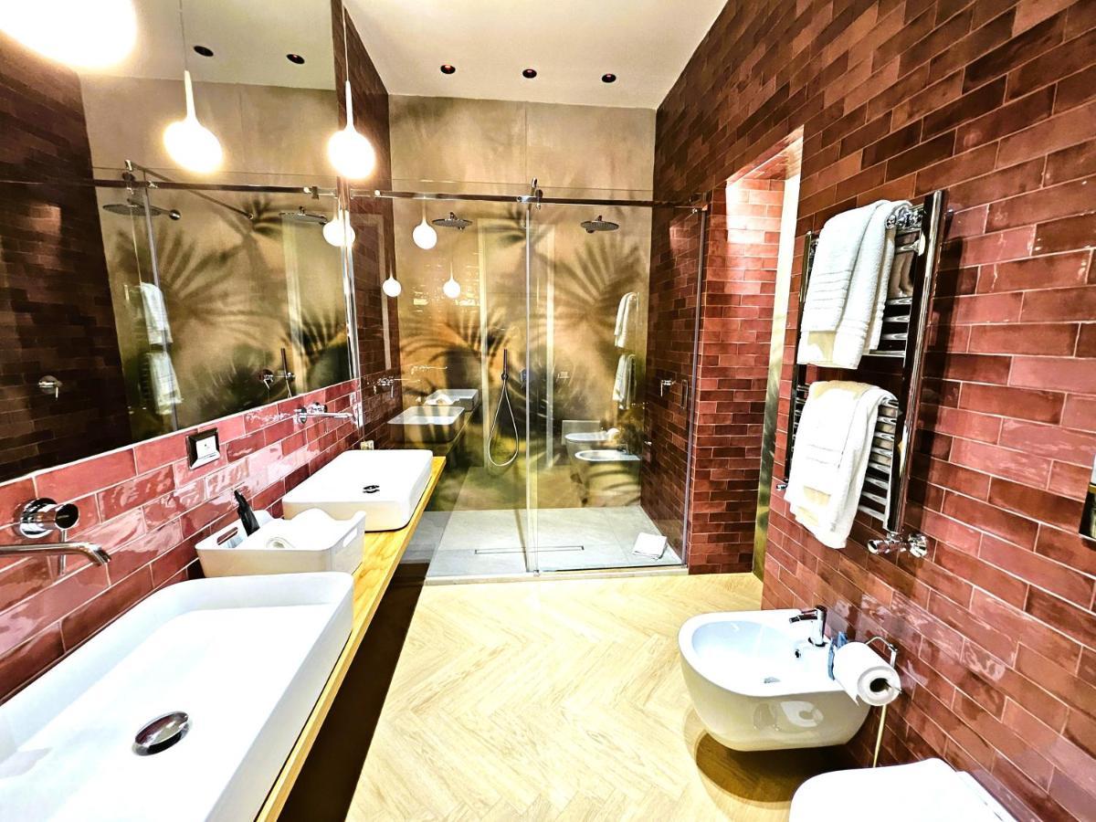 Orefici Place Naples Luaran gambar